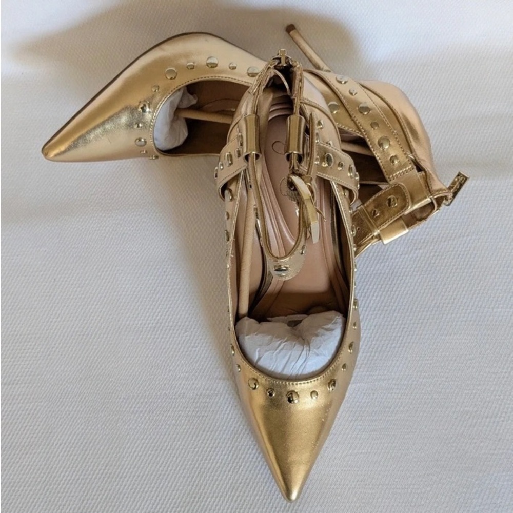 Jessica Simpson Metallic Gold Heels